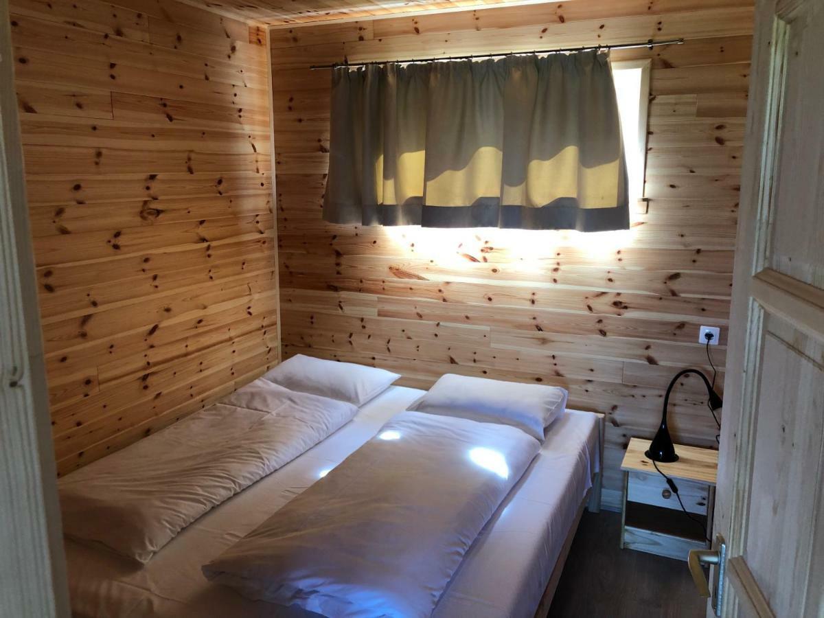 Napsugar Club Es Panzio Bed and Breakfast Fonyód Eksteriør billede